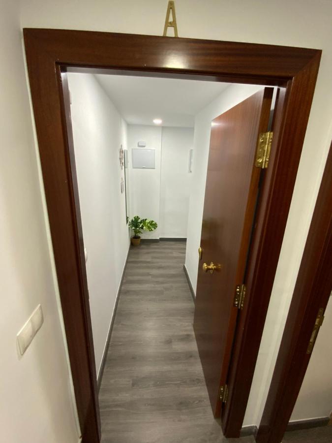 Reyna Apartamentos Μάλαγα Εξωτερικό φωτογραφία