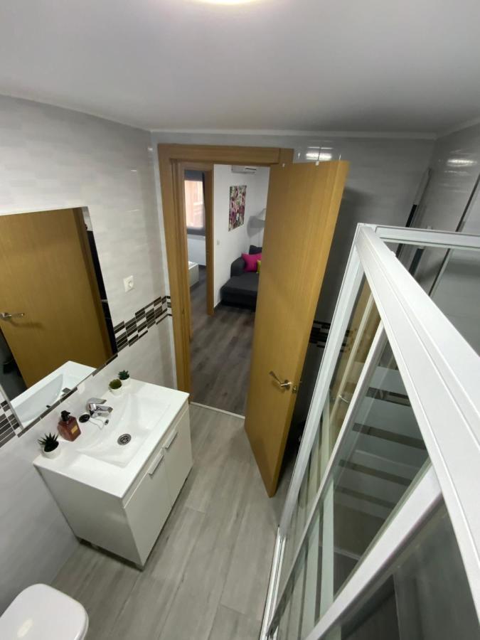 Reyna Apartamentos Μάλαγα Εξωτερικό φωτογραφία