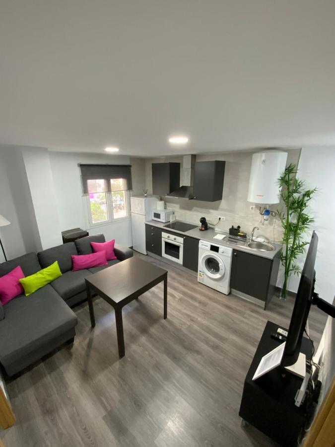 Reyna Apartamentos Μάλαγα Εξωτερικό φωτογραφία